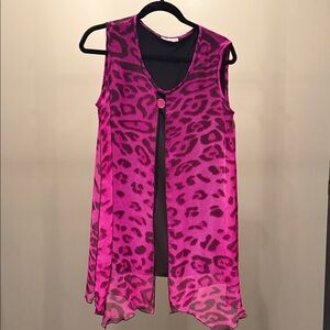 Chic Pink Animal Print Sleeveless Top